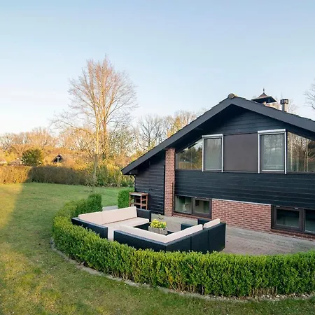 Loohuisje 32 בית נופש