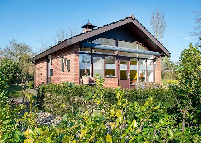 Loohuisje 32 펜션 *